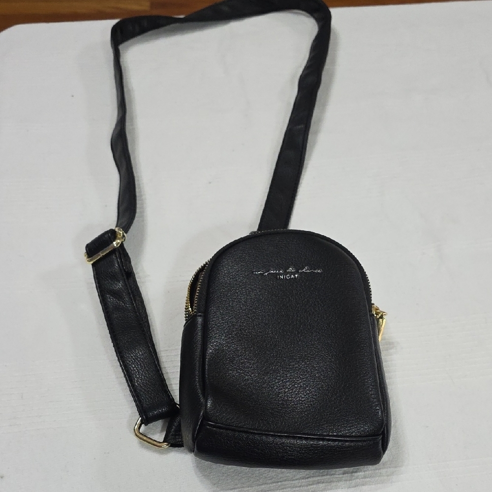 Inicat Black Crossbody Bag W/Gold Accents Double Zip Compartments Adj. Strap EUC